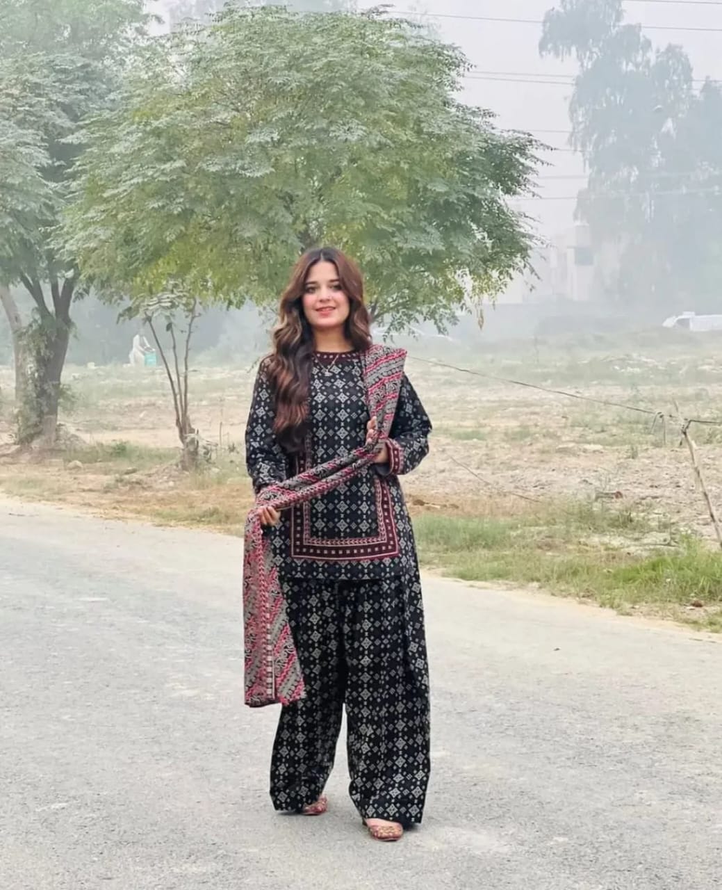 Digital Printed 3pcs (Farshi Shalwar)  اجراک سخن